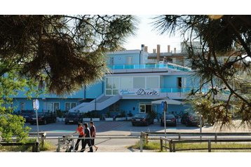 Italija Hotel Lido Adriano, Eksterijer